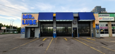 Exterior Signage Photo