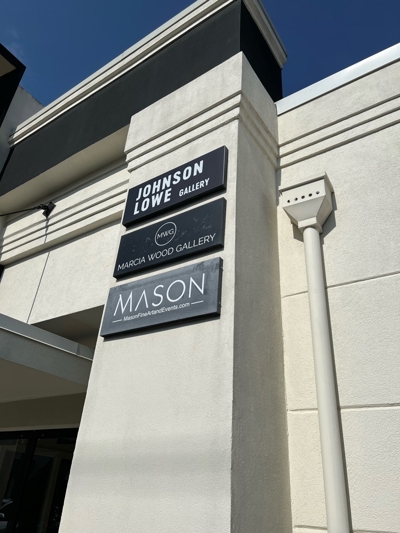 Building Signs Photo