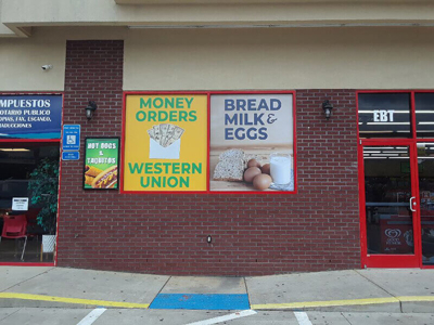 Custom Signs & Banners Photo