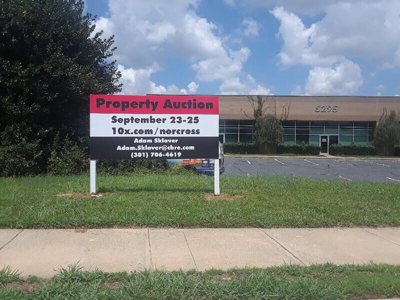 Exterior Signage Photo