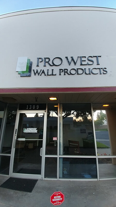 Exterior Signage Photo