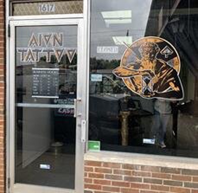 Custom Signs & Banners Photo