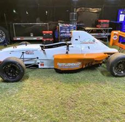 Vehicle Graphics & Wraps Photo