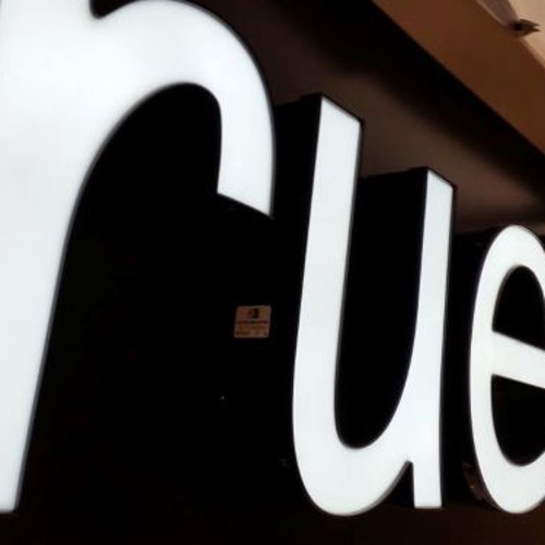 Exterior channel letters for rue21
