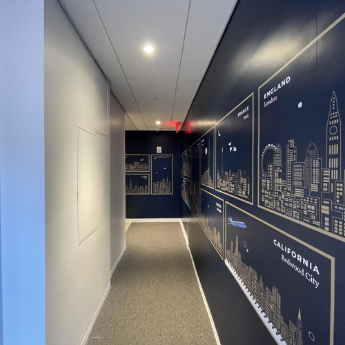 Vinyl Lettering & Graphics