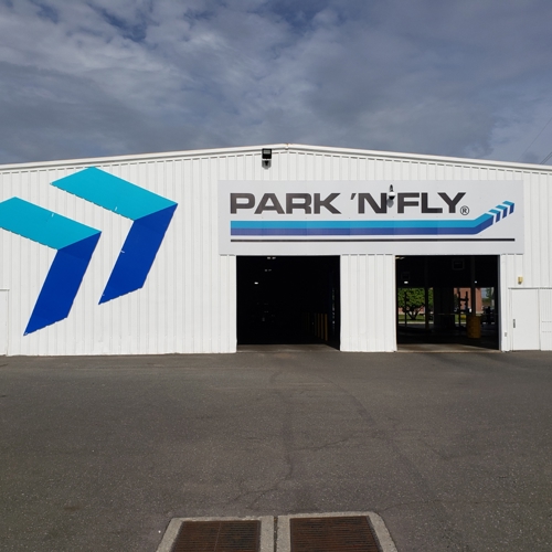 Park n Fly Sign