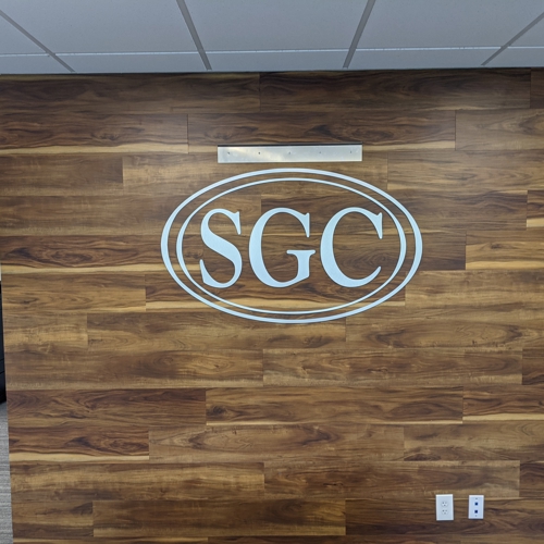 Vinyl Lettering & Graphics