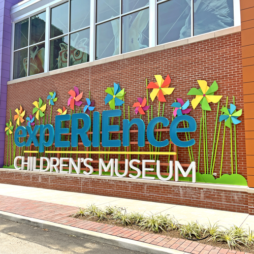 Childrens Museum building sign