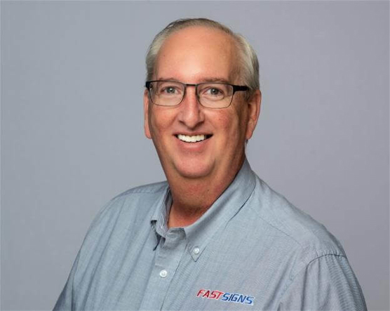 Mark  Abbott Photo