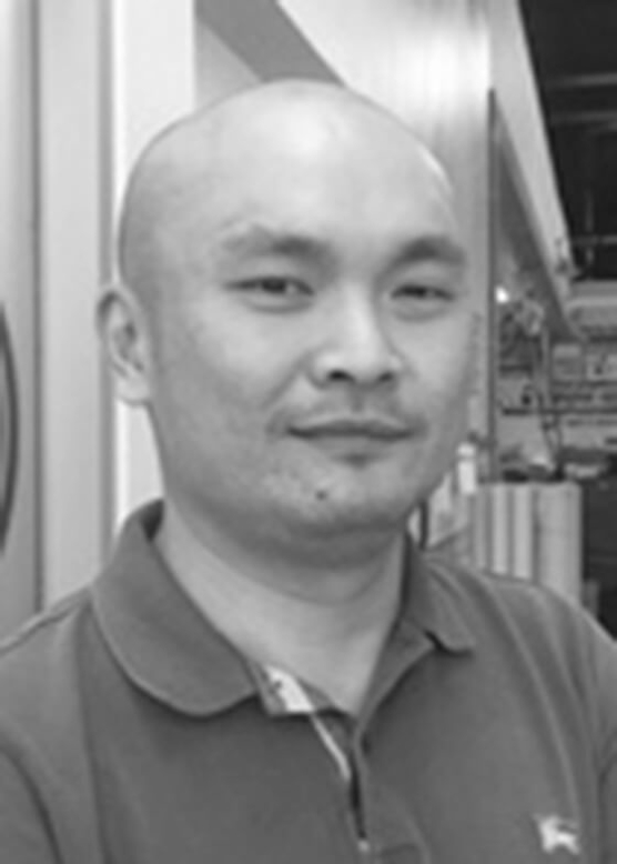 Derrick  Loh Photo