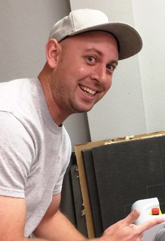 Justin  W. Photo