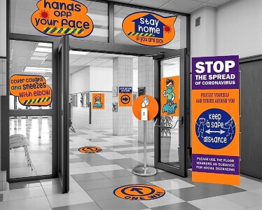 Safety notice and information on the door entrance