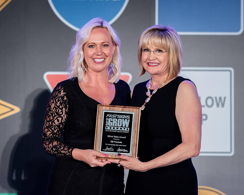 Fastsigns outside sales award winner