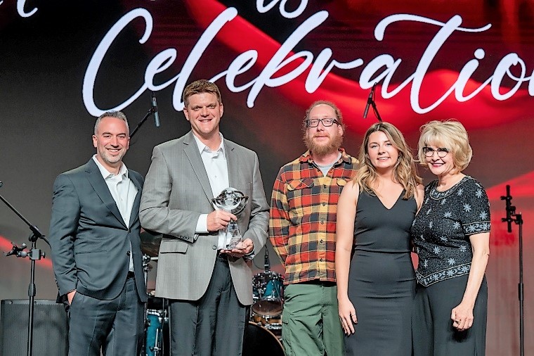 Local FASTSIGNS® Recognized as Top-Performing Center