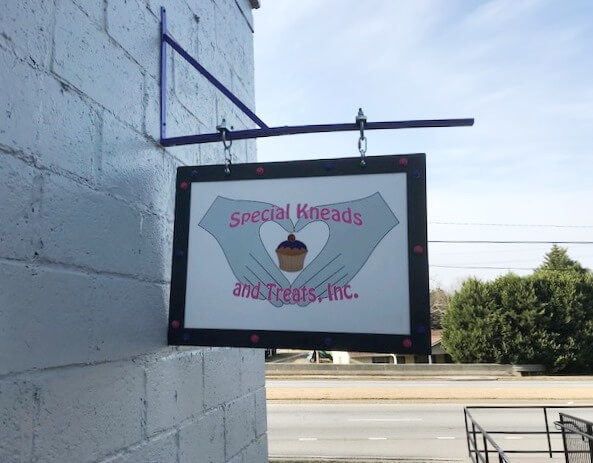 Blade sign